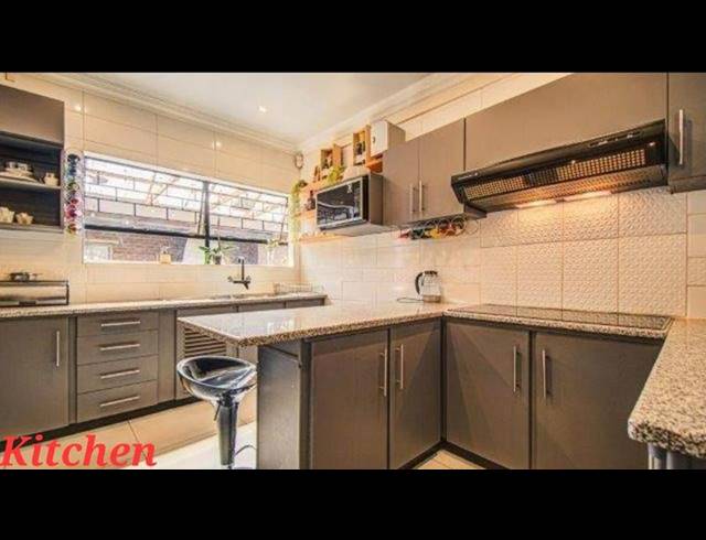 4 BEDROOM HOUSE FOR SALE IN NORKEM PARK